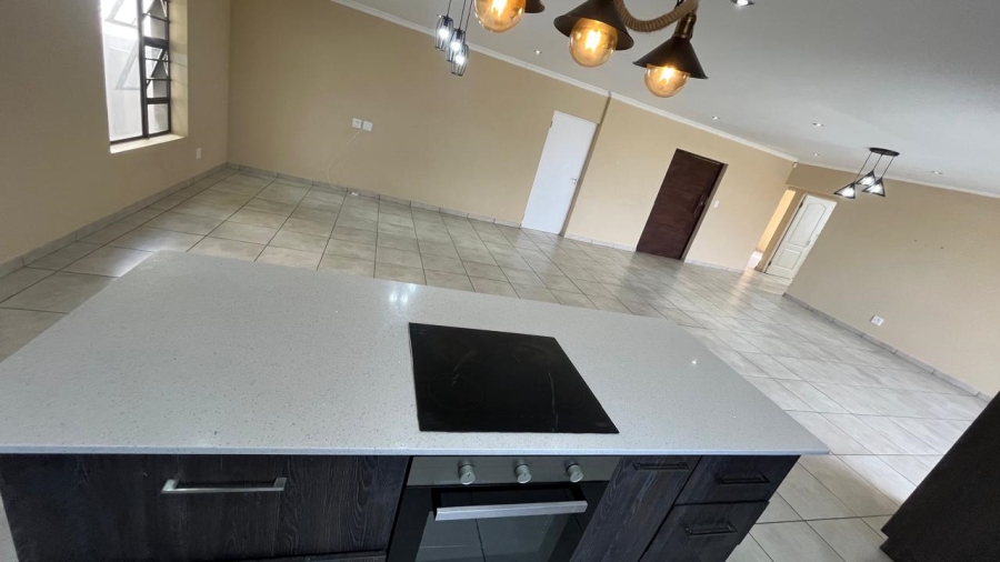 To Let 4 Bedroom Property for Rent in Fountains Estate Eastern Cape